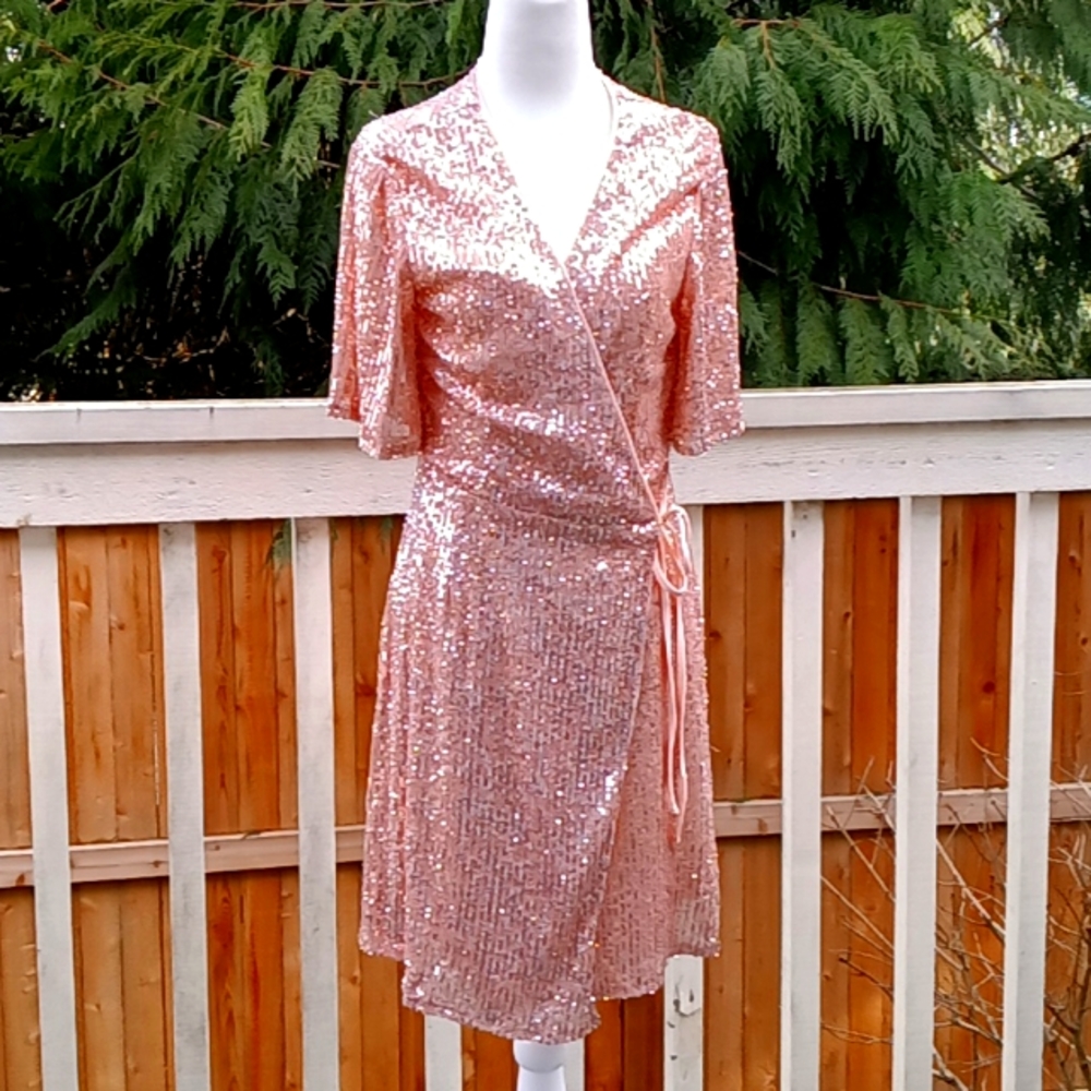 Aura sparkly sequin wrap dress sz L